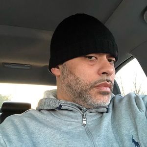 Meet your Posher, Larry